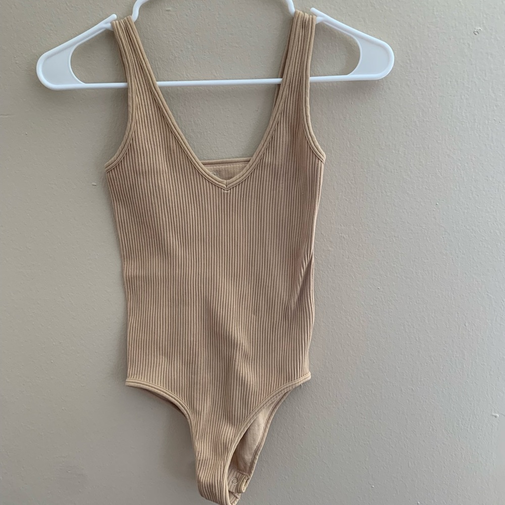 Sale nude ribbed v neck tank top bodysuit